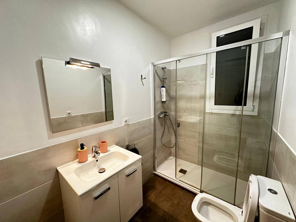 Rooms Nuevo Roger Barcelona Ngoại thất bức ảnh