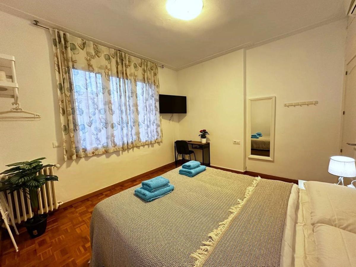 Rooms Nuevo Roger Barcelona Ngoại thất bức ảnh
